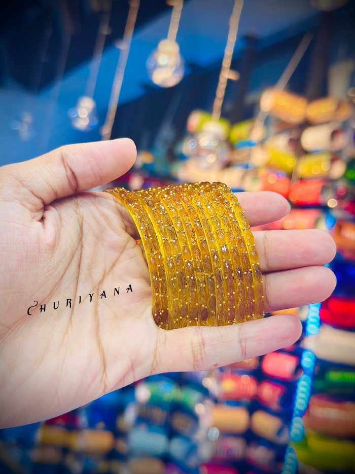 Rindrop Kacer Curi- Mustard Yellow – Festive - Image 1